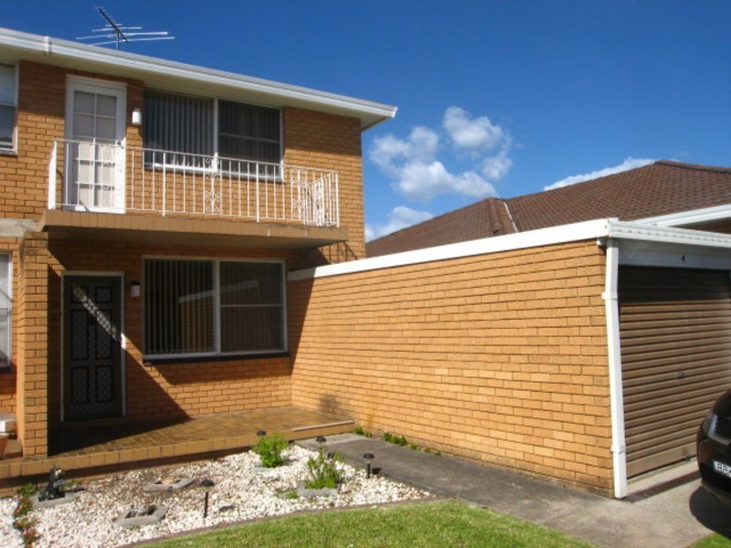 4/69 Vega Street, Revesby NSW 2212