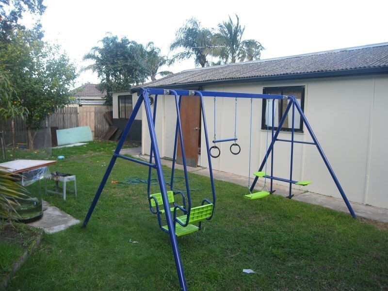 8 Ashcroft Street, Georges Hall NSW 2198