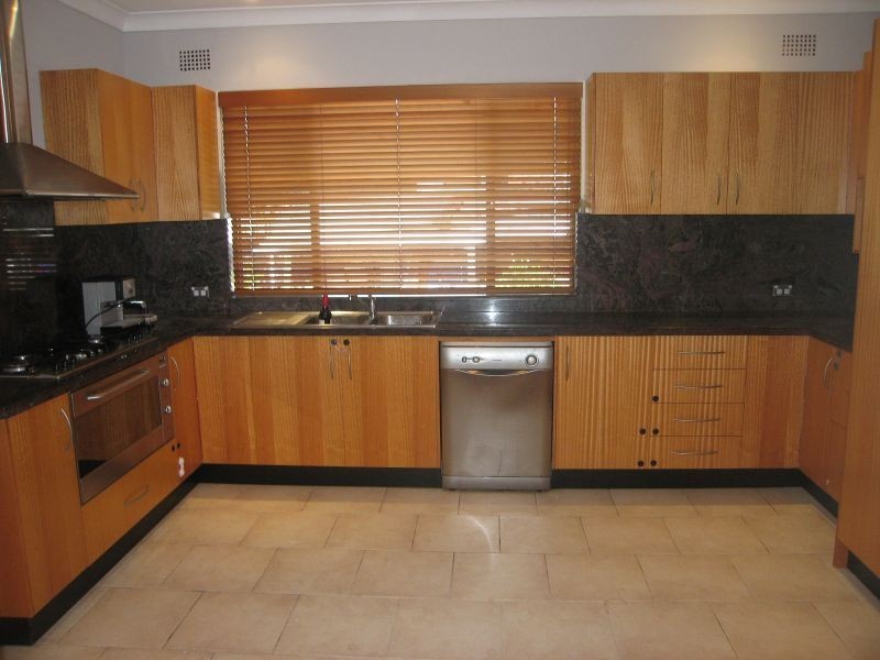 27 Ashmead Avenue, Revesby NSW 2212