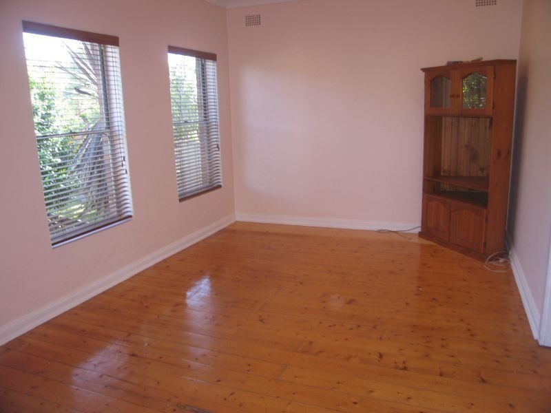 27 Ashmead Avenue, Revesby NSW 2212