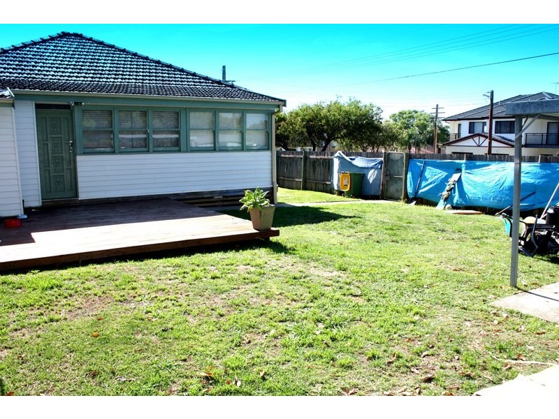 239 The River Road, Revesby NSW 2212