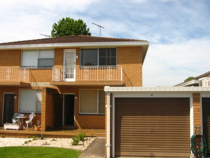4/69 Vega Street, Revesby NSW 2212
