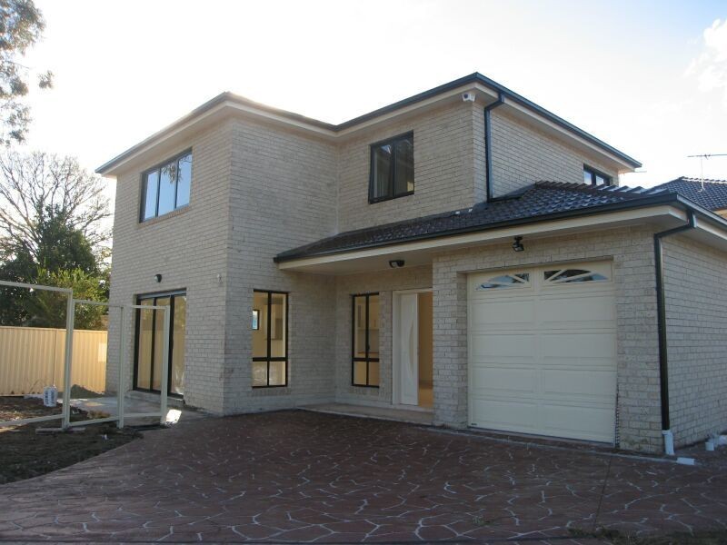 East Hills NSW 2213