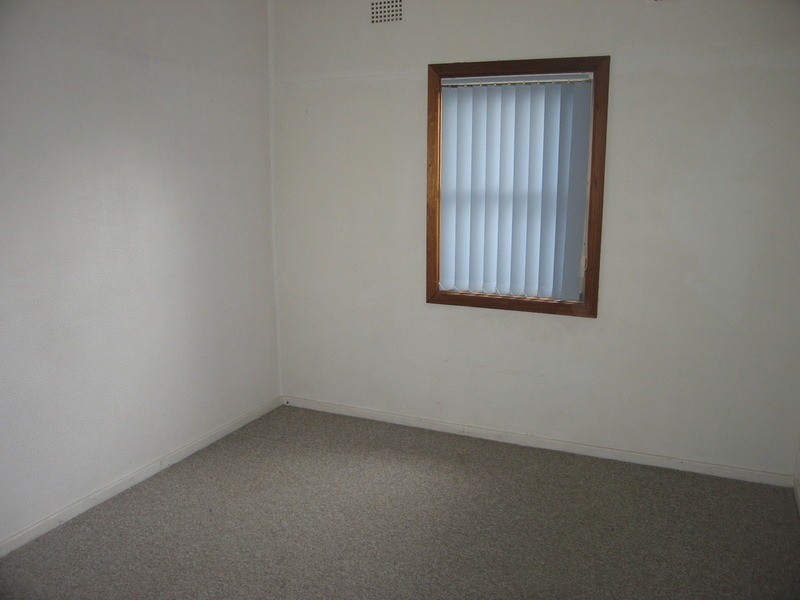 12 Blair Avenue, East Hills NSW 2213