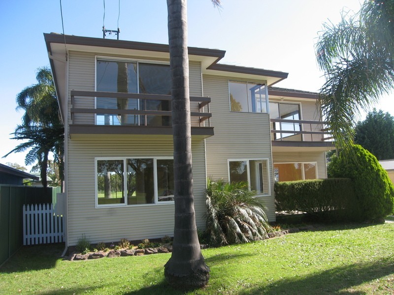 2/32 Bullecourt Avenue, Milperra NSW 2214