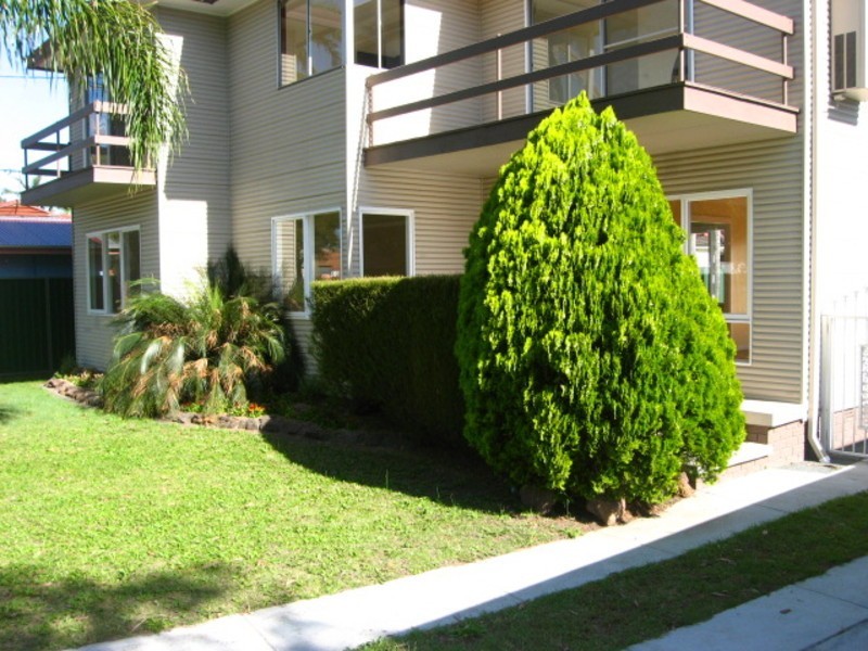 1/32 Bullecourt Avenue, Milperra NSW 2214