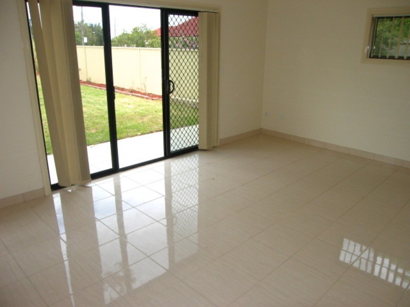 2A Park Road, East Hills NSW 2213