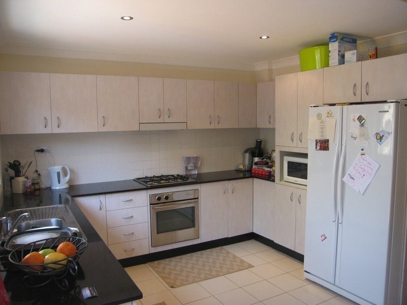 2/12 Arnold Avenue, Yagoona NSW 2199