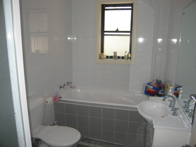 2/12 Arnold Avenue, Yagoona NSW 2199