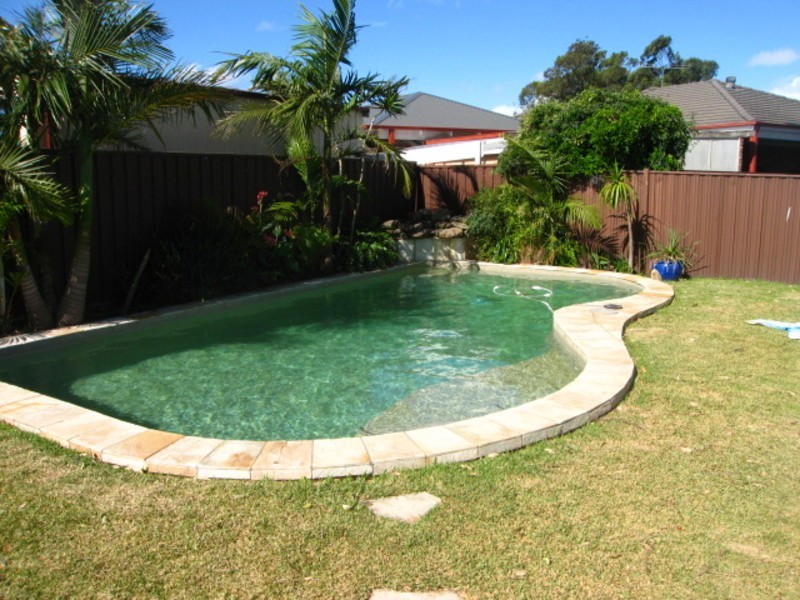 11 Dernancourt Parade, Milperra NSW 2214