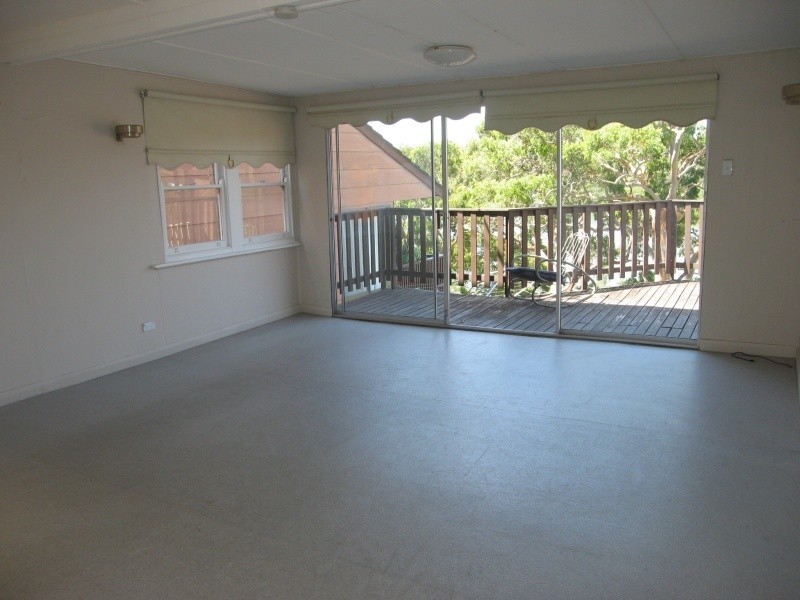 8 Villiers Road, Padstow Heights NSW 2211