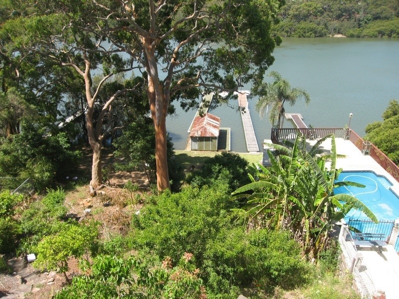 8 Villiers Road, Padstow Heights NSW 2211