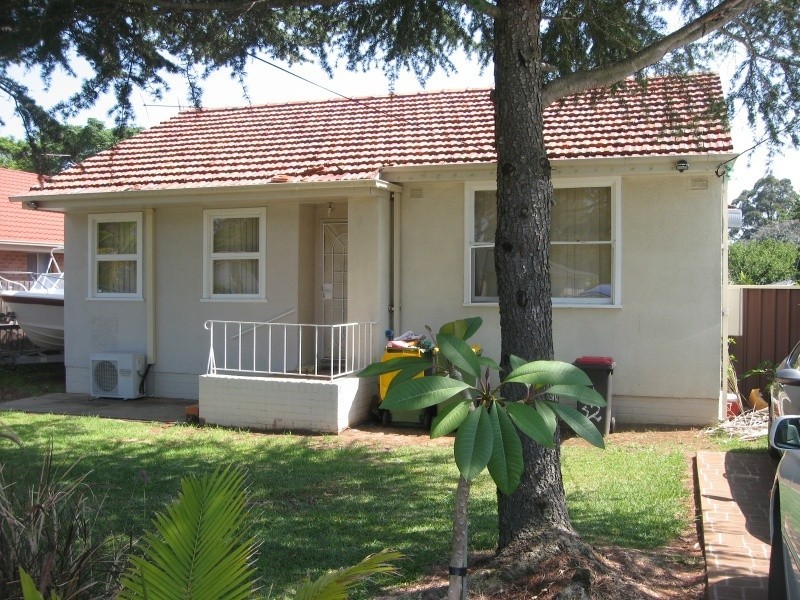 32 Lochinvar Road, Revesby NSW 2212