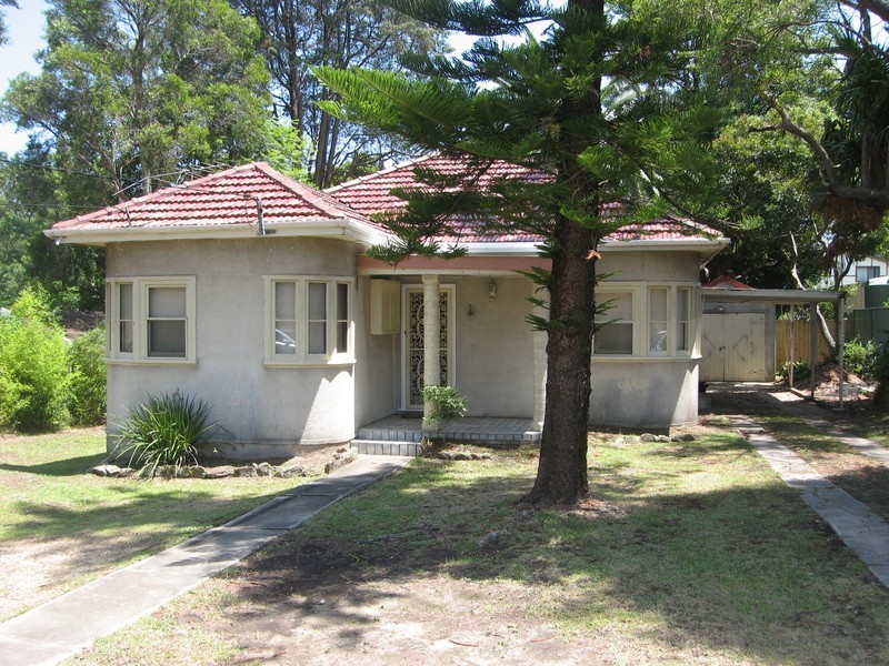 37 Monie Avenue, East Hills NSW 2213