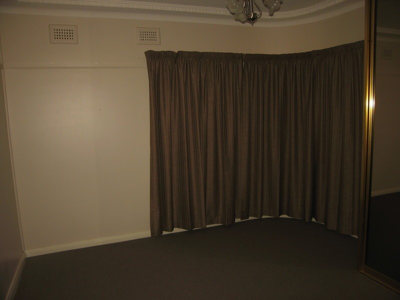 37 Monie Avenue, East Hills NSW 2213