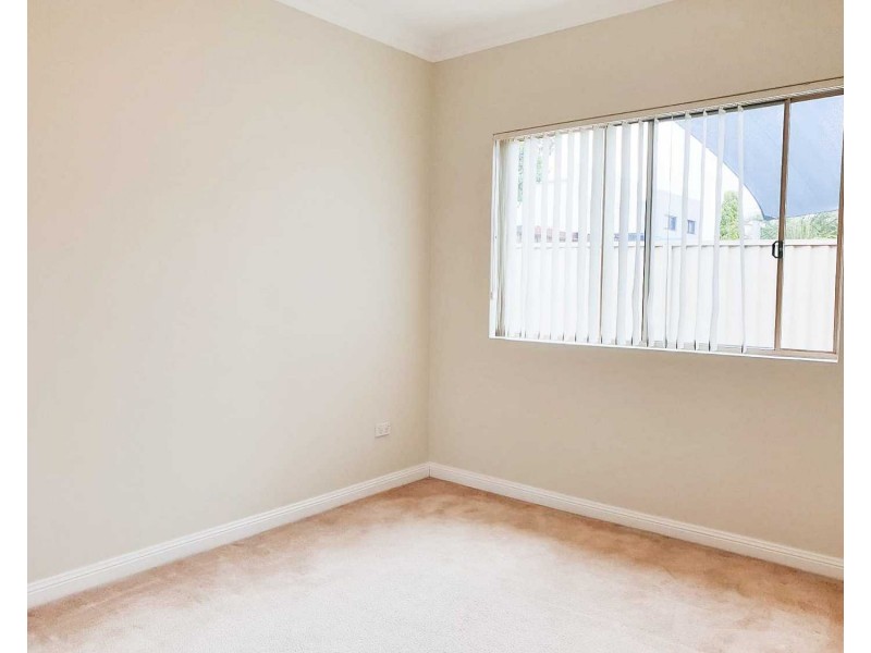 3/76 Kennedy Street, Picnic Point NSW 2213