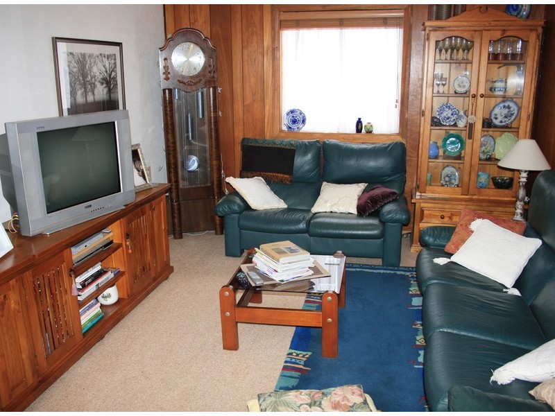 23 Donald Street, Picnic Point NSW 2213