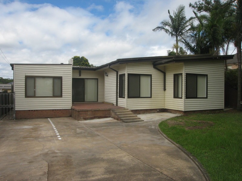 38 Prince Street, Picnic Point NSW 2213