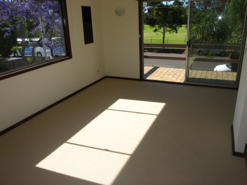 2/32 Bullecourt Avenue, Milperra NSW 2214