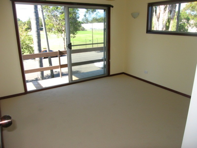 2/32 Bullecourt Avenue, Milperra NSW 2214