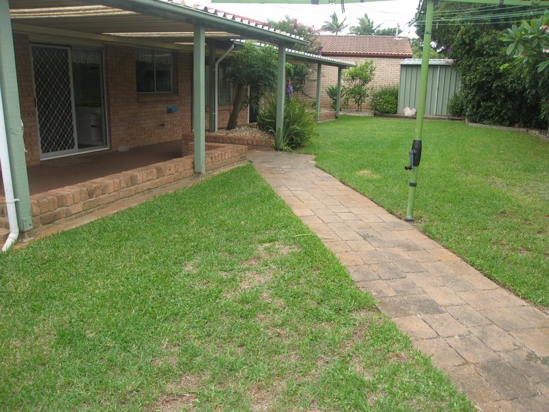 6 Peeler Place, Milperra NSW 2214