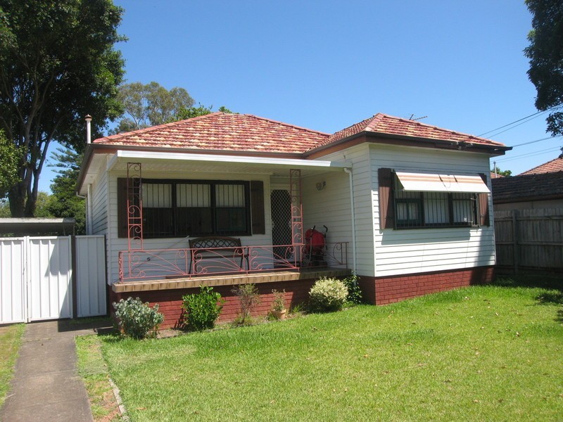 2 Alice Street, Padstow NSW 2211