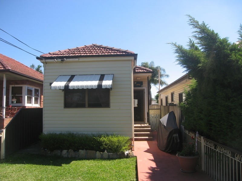 146 Arab Road, Padstow NSW 2211