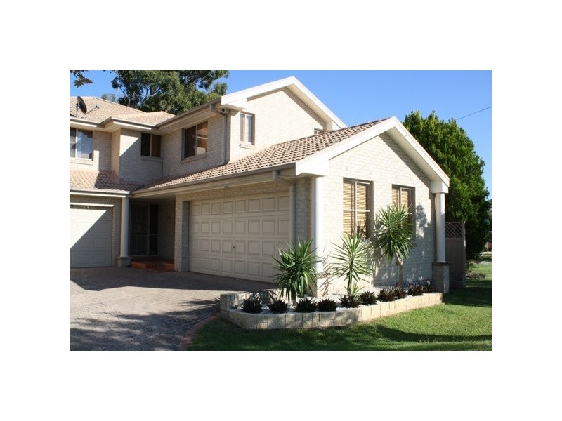 27a Bruce Avenue, Panania NSW 2213