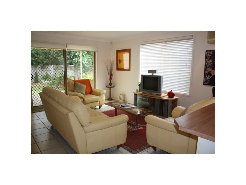 27a Bruce Avenue, Panania NSW 2213