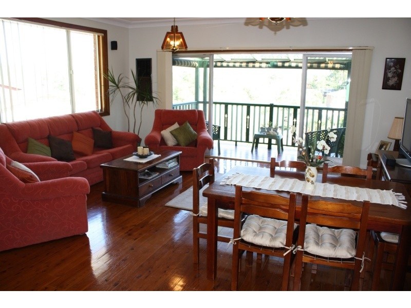 2 Oatley Place, Padstow Heights NSW 2211