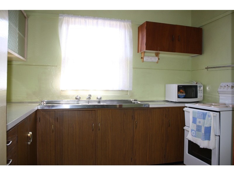 10 Hinemoa Street, Panania NSW 2213