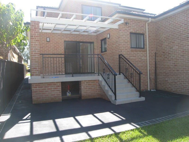17a Freda Street, Picnic Point NSW 2213