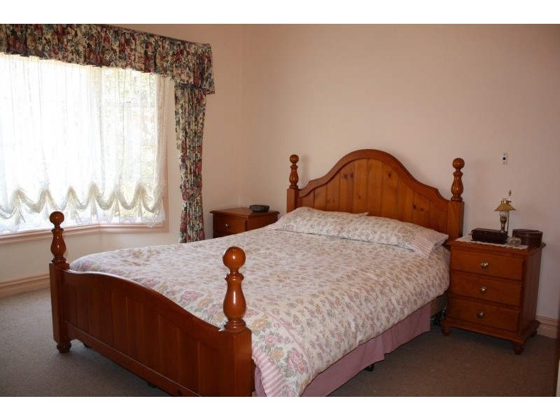 72 Park Road, East Hills NSW 2213