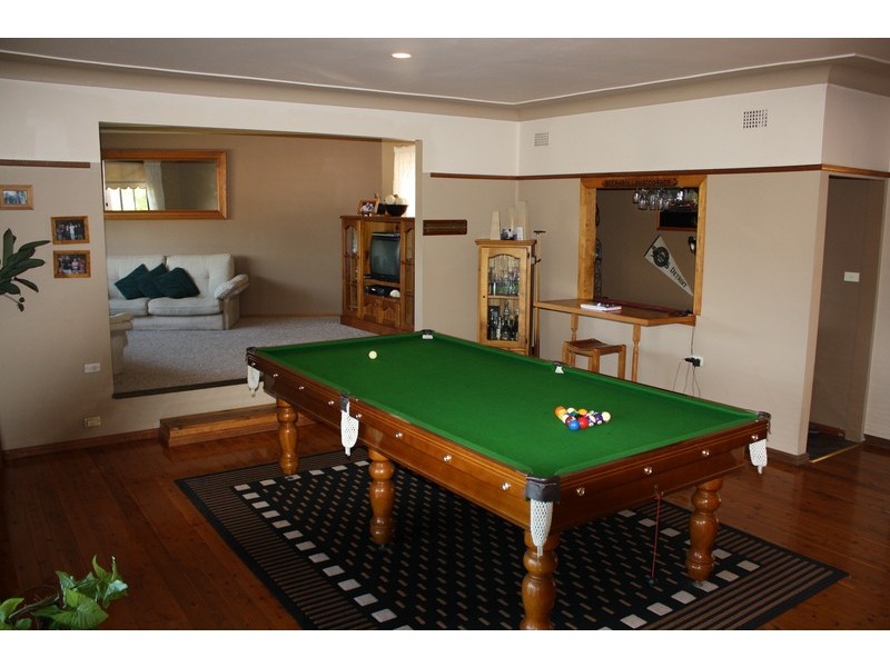 6 Fewtrell Avenue, Revesby Heights NSW 2212