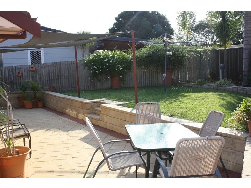 6 Fewtrell Avenue, Revesby Heights NSW 2212