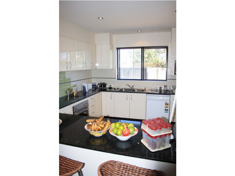 1/21 Penrose Avenue, East Hills NSW 2213