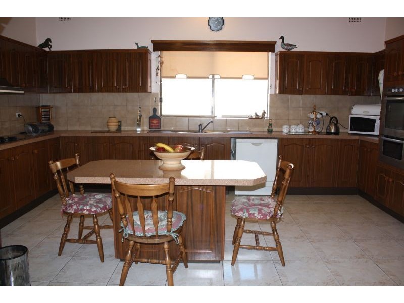 6 Stubbs Street, Beverley Park NSW 2217