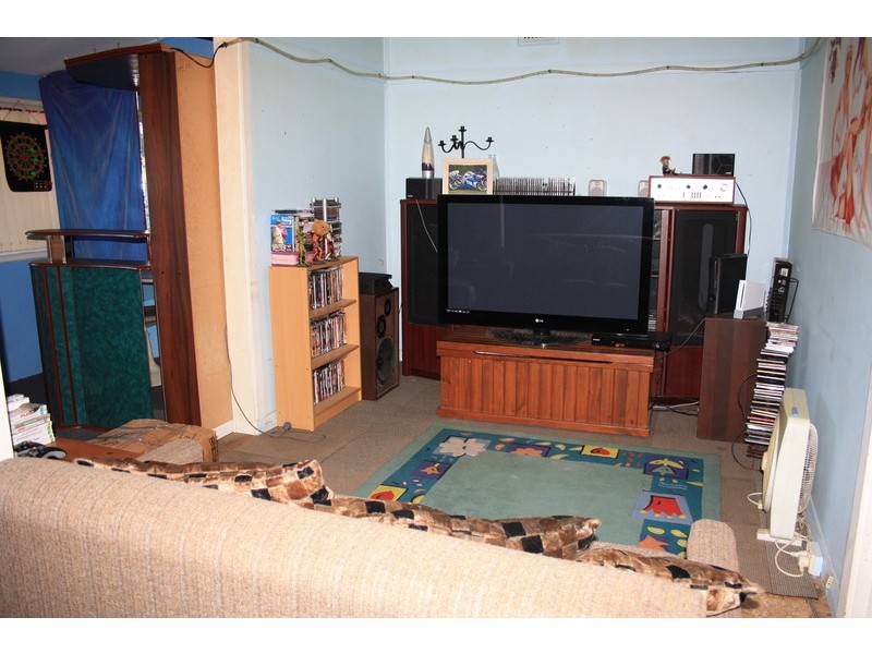 606 Henry Lawson Drive, East Hills NSW 2213