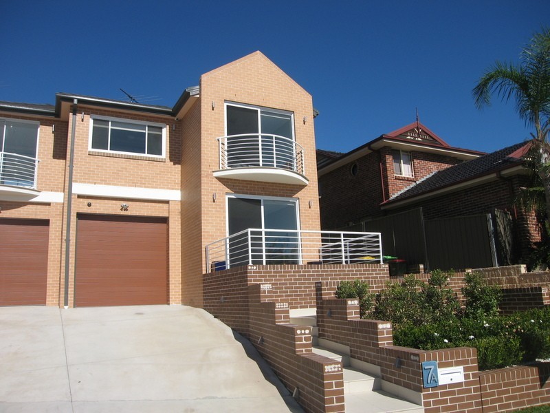 7A Mahogany Close, Illawong NSW 2234