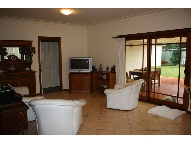 12 Austin Boulevard, Picnic Point NSW 2213