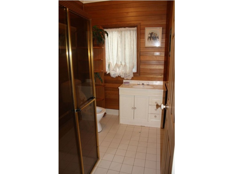 12 Austin Boulevard, Picnic Point NSW 2213