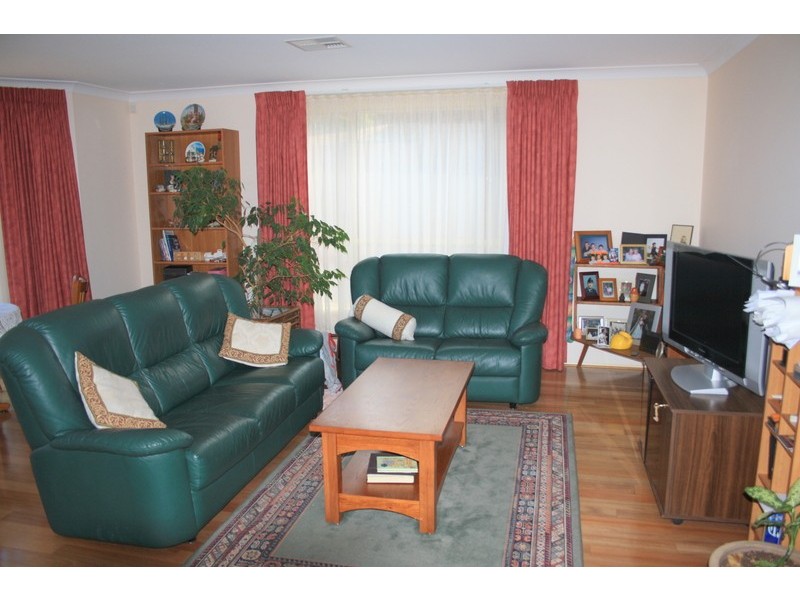 32 Nichols Avenue, Revesby NSW 2212