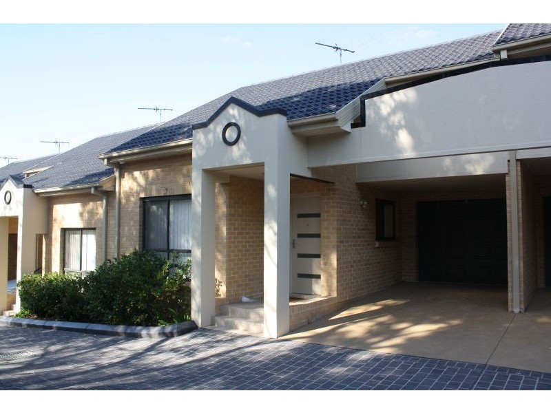 4/169 Picnic Point Road, Picnic Point NSW 2213