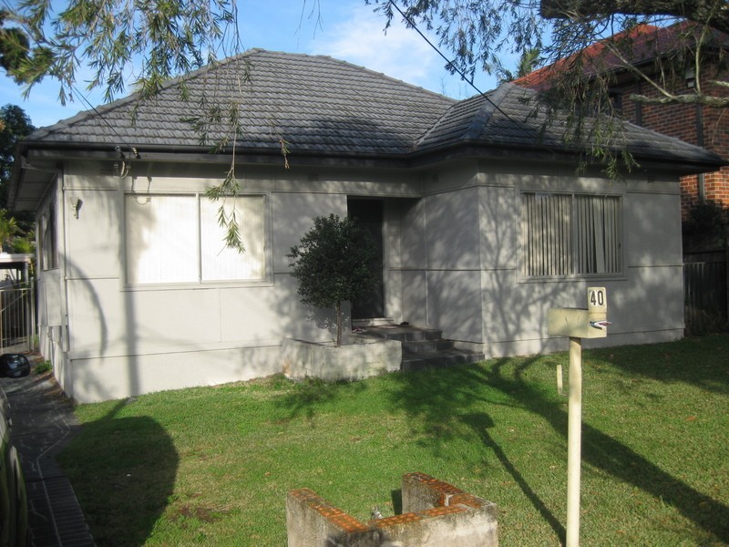 40 Carramar Crescent, Miranda NSW 2228