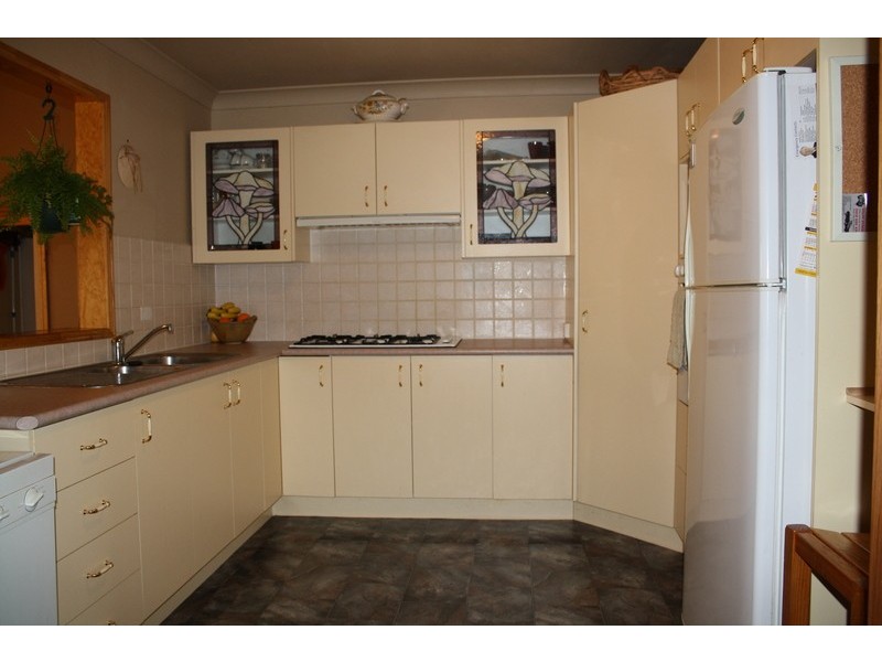 6 Fewtrell Avenue, Revesby Heights NSW 2212