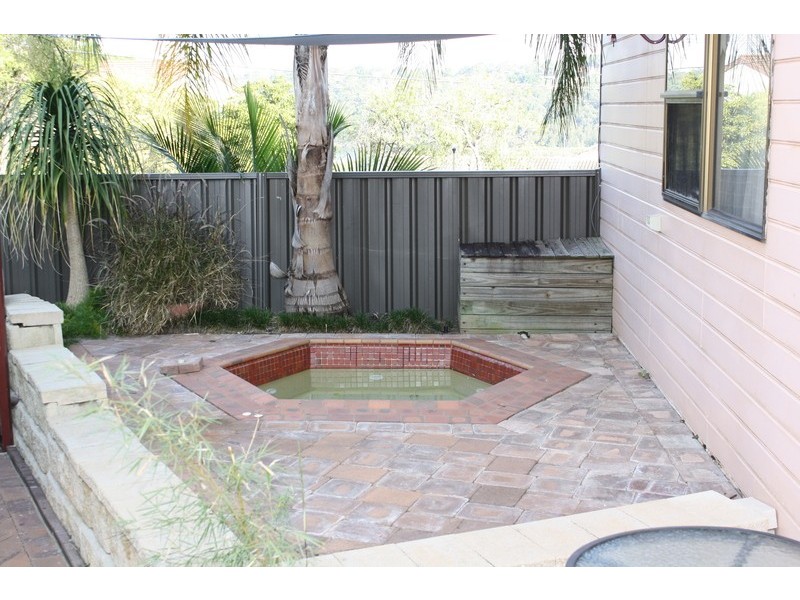 6 Fewtrell Avenue, Revesby Heights NSW 2212