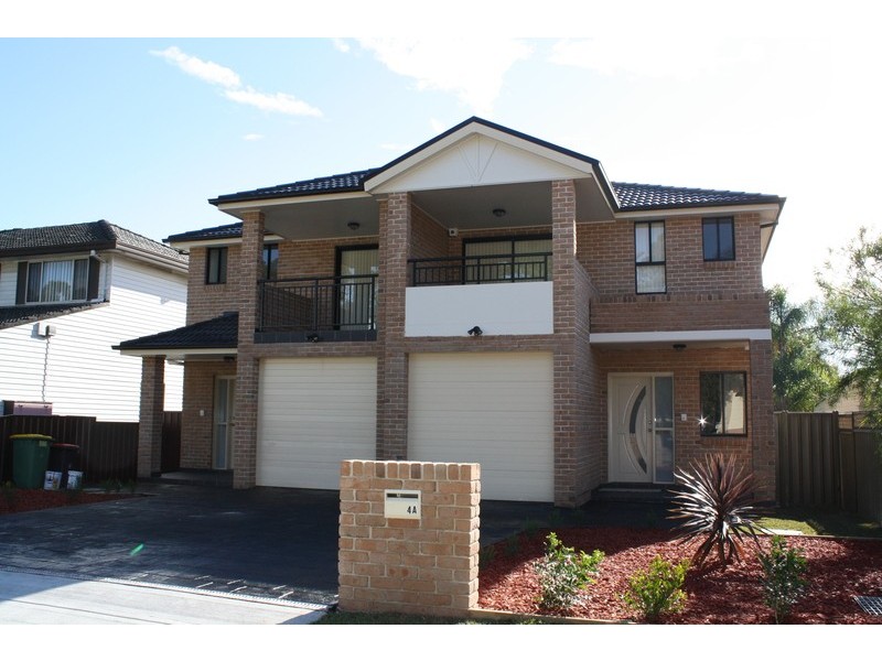 4a Penrose Avenue, East Hills NSW 2213