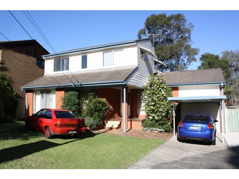 4 Horbling Avenue, Georges Hall NSW 2198
