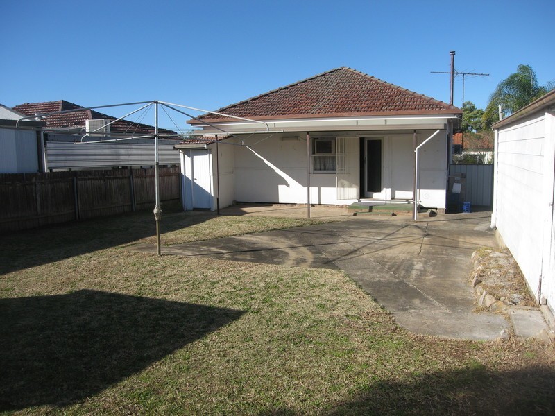 32 Presland Street, Revesby NSW 2212