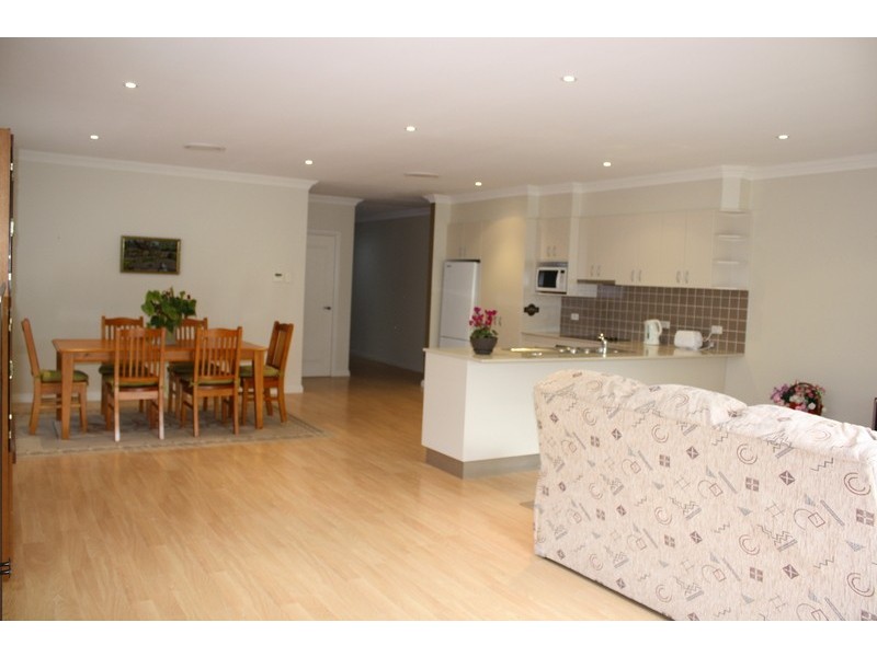 20a Harford Avenue, East Hills NSW 2213